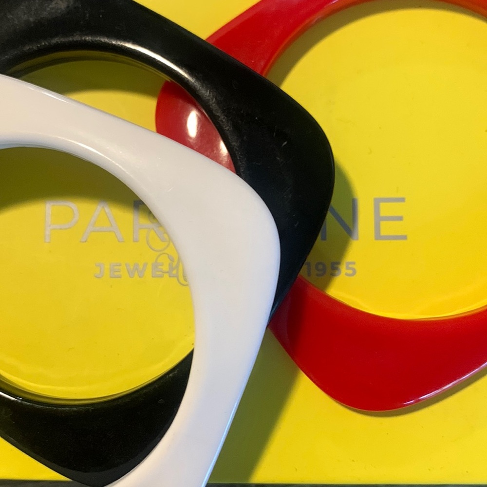 Red black and white retro like plastic bracelets